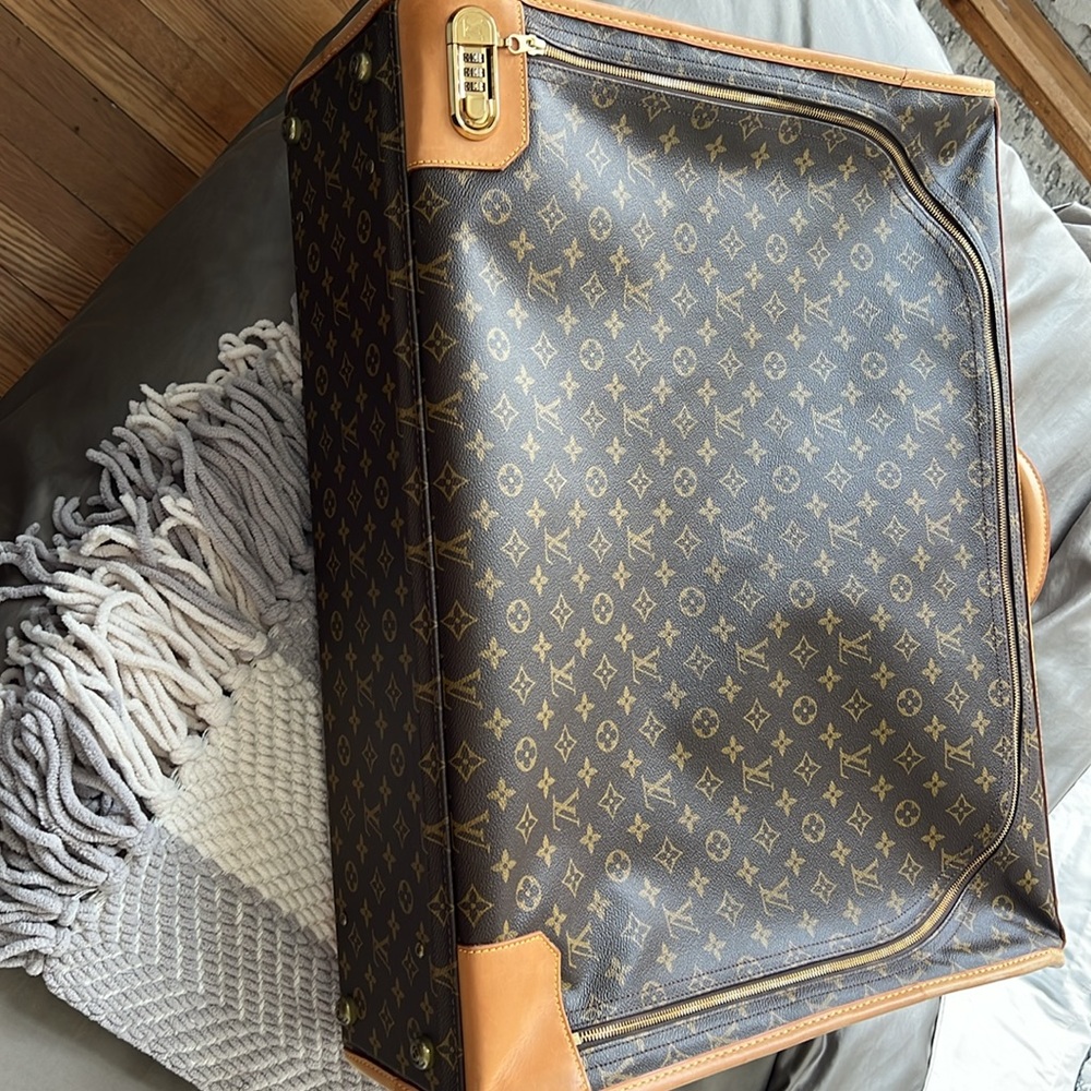 Louis Vuitton Monogram Pullman 65